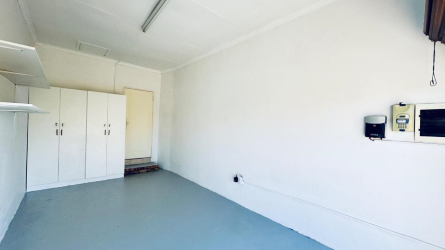 2 Bedroom Property for Sale in Minerva Gardens Northern Cape